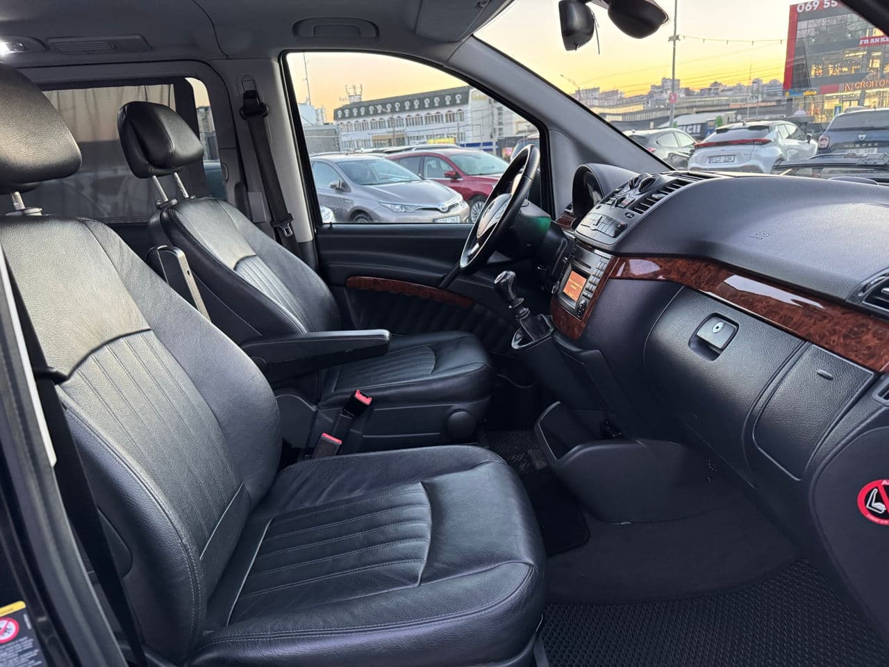 Mercedes Viano 2011 — Миниатюра 15