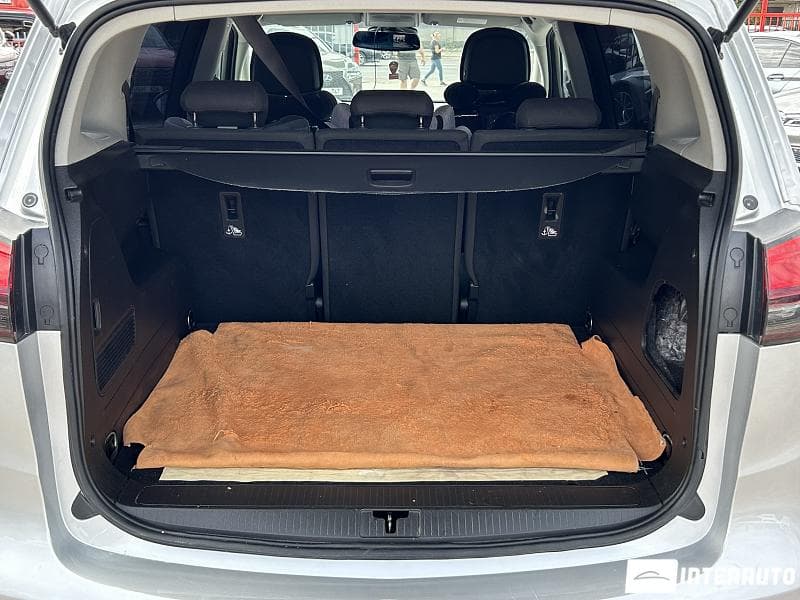 Opel Zafira 2015 — Миниатюра 16