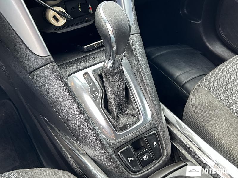 Opel Zafira 2015 — Миниатюра 14