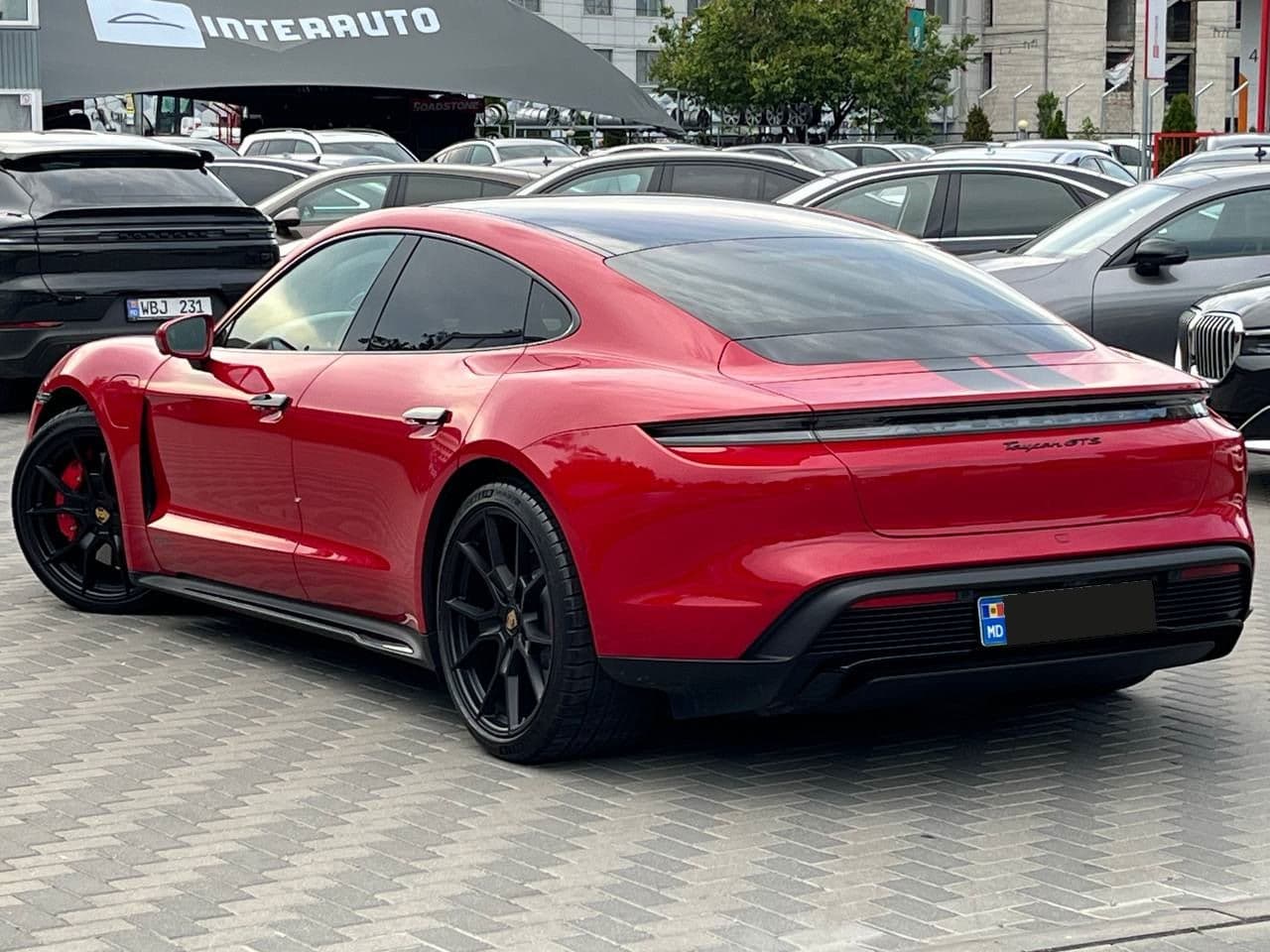 Porsche Taycan GTS 2022 — Миниатюра 4