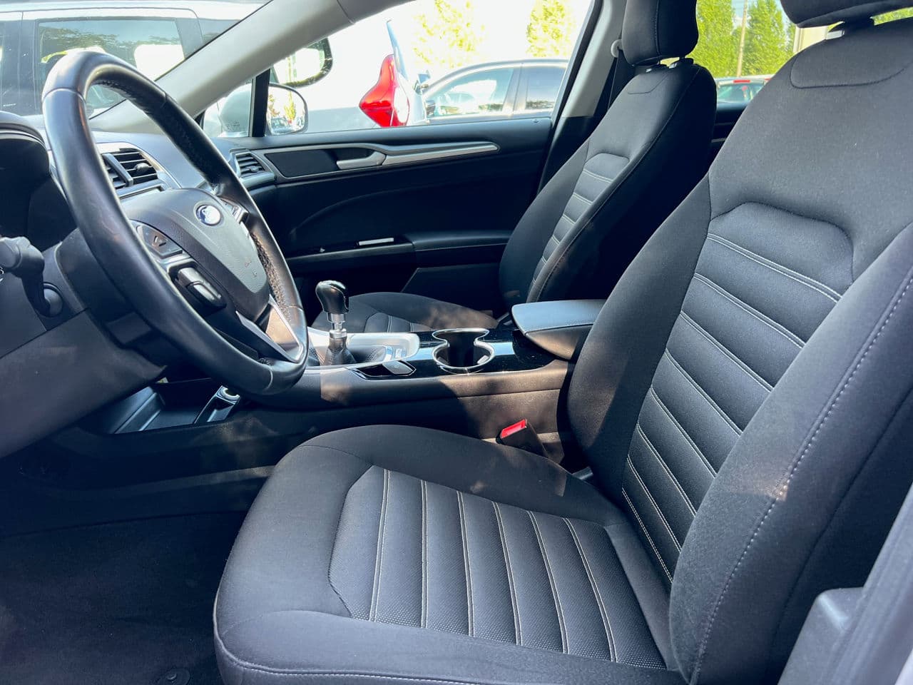 Ford Mondeo 2016 — Миниатюра 8