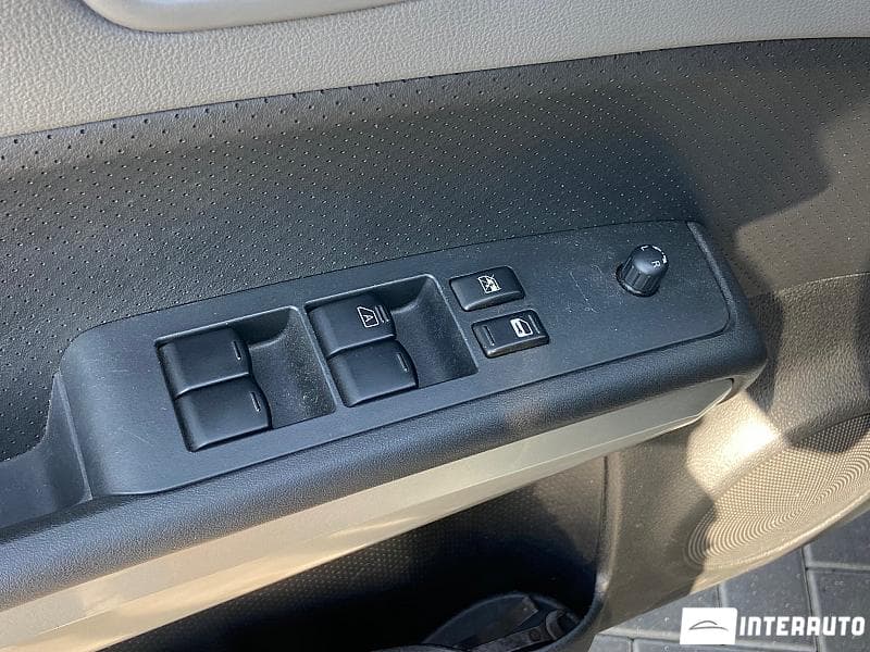 Nissan X-Trail 2010 — Миниатюра 15