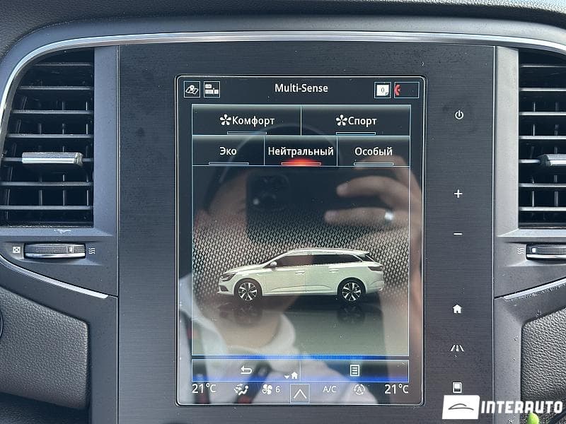 Renault Megane 2019 — Миниатюра 9
