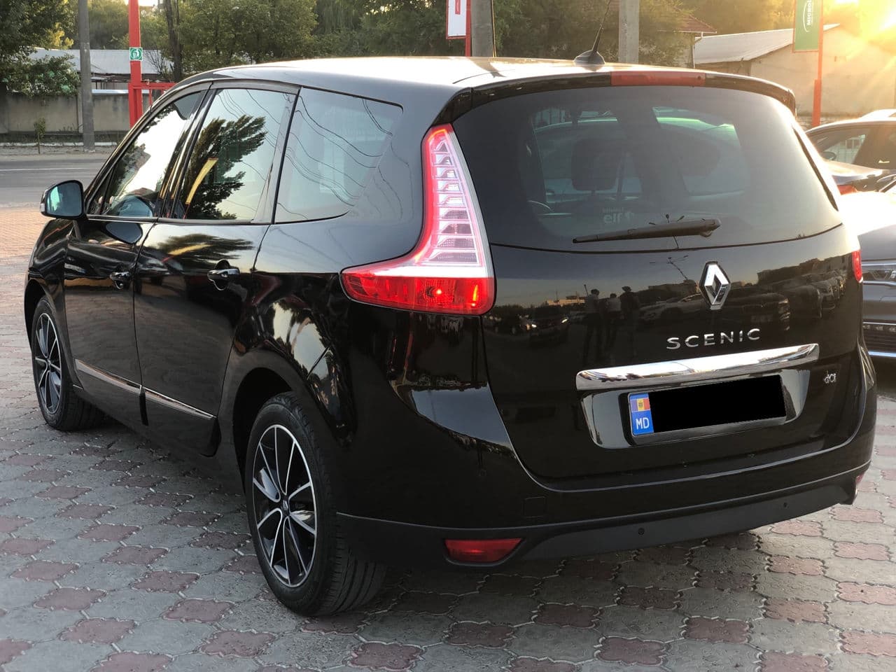 Renault Grand Scenic 2012 — Миниатюра 4