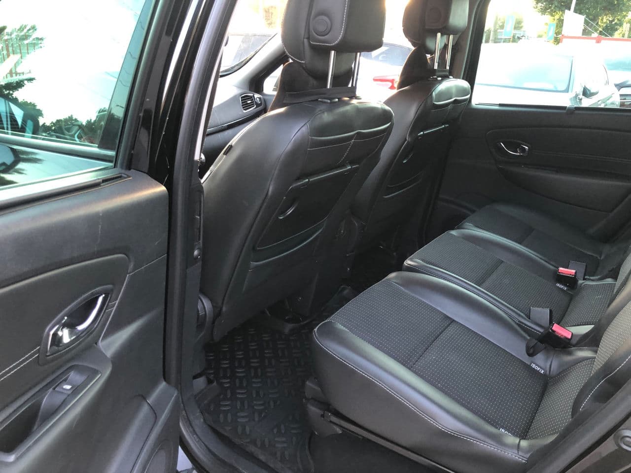 Renault Grand Scenic 2012 — Миниатюра 13