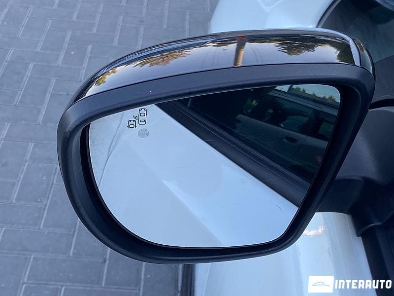 Nissan Leaf 2018 — Миниатюра 6