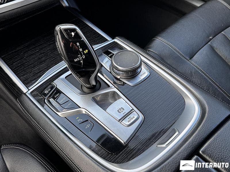 BMW 740 2017 — Миниатюра 14