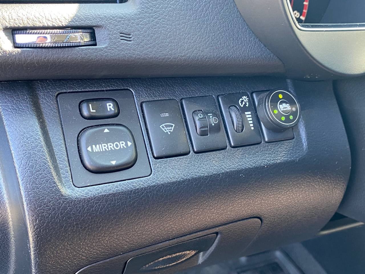 Toyota Highlander 2011 — Миниатюра 11