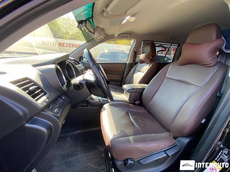 Toyota Highlander 2011 — Миниатюра 6
