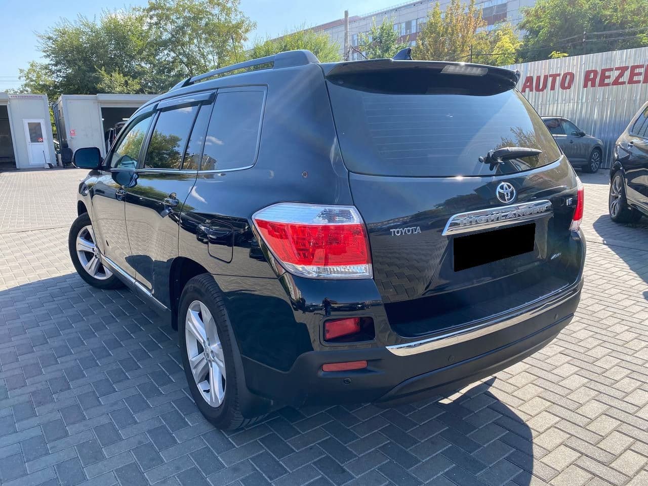 Toyota Highlander 2011 — Миниатюра 2