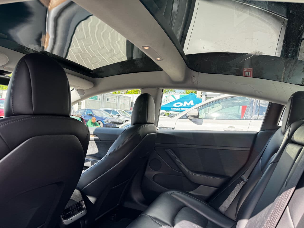 Tesla Model 3 2021 — Миниатюра 12