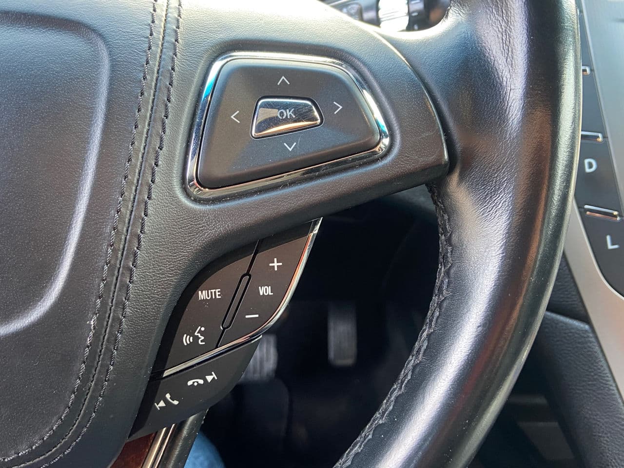 Lincoln MKZ 2017 — Миниатюра 11