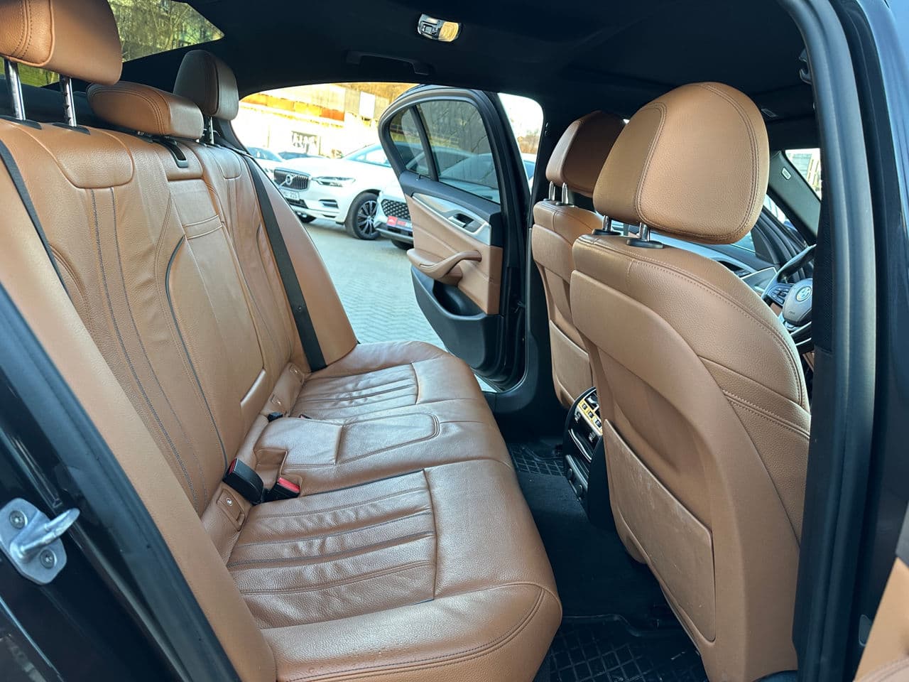 BMW 520 2017 — Миниатюра 14