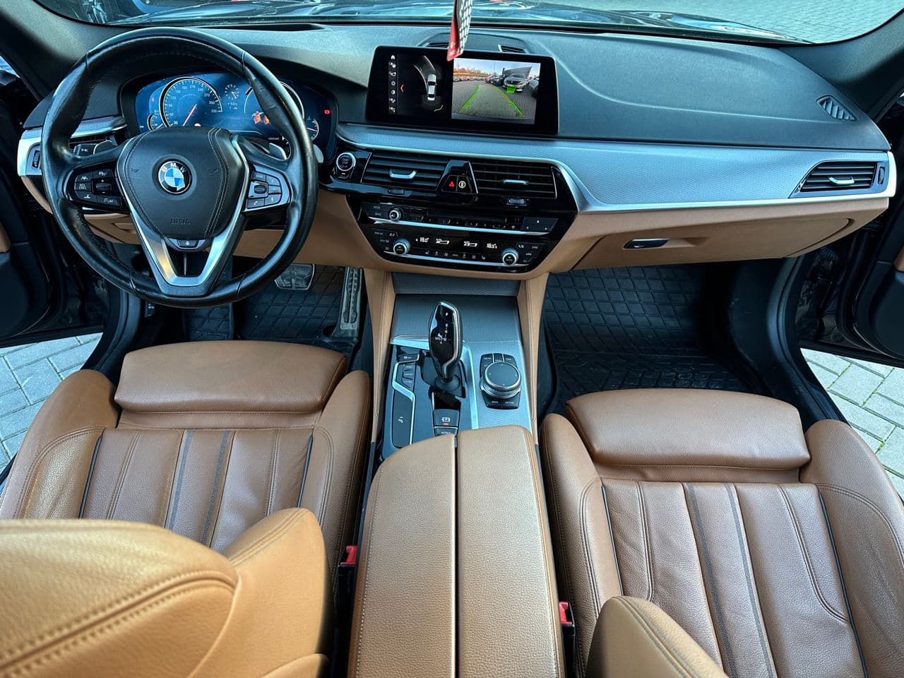 BMW 520 2017 — Миниатюра 6