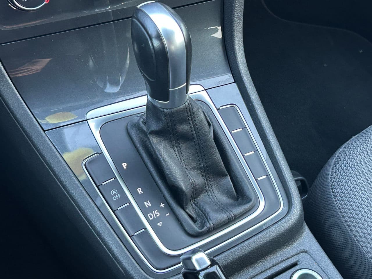 Volkswagen Golf 2019 — Миниатюра 14