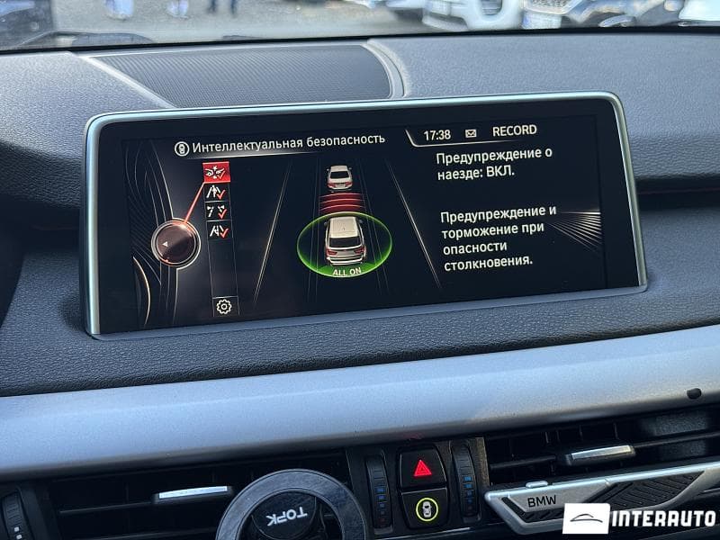 2014 BMW X5 2.5D — Miniatură 14