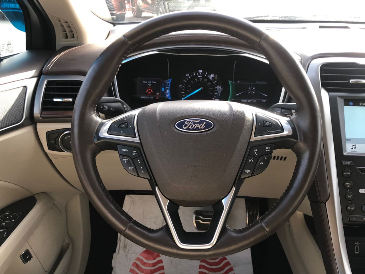 Ford Fusion 2017 — Миниатюра 10