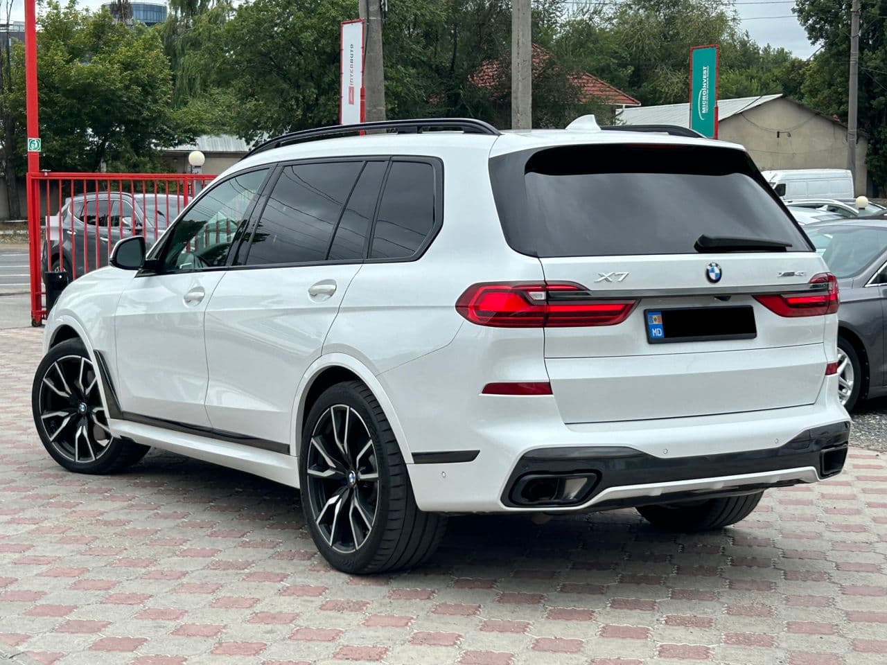 BMW X7 4.0i 2020 — Миниатюра 2