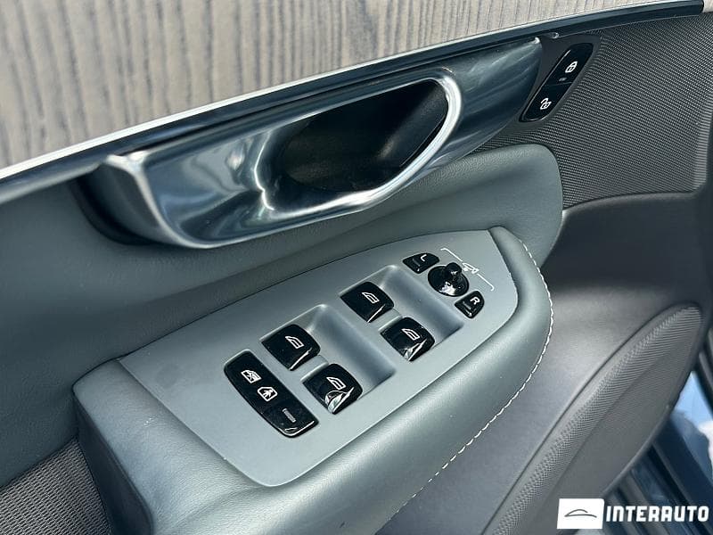 Volvo XC 90 2019 — Миниатюра 8
