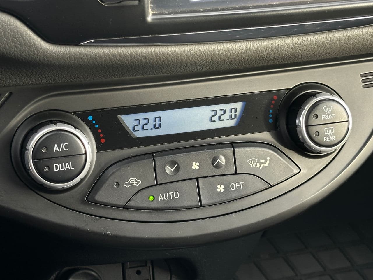 Toyota Yaris 2019 — Миниатюра 11