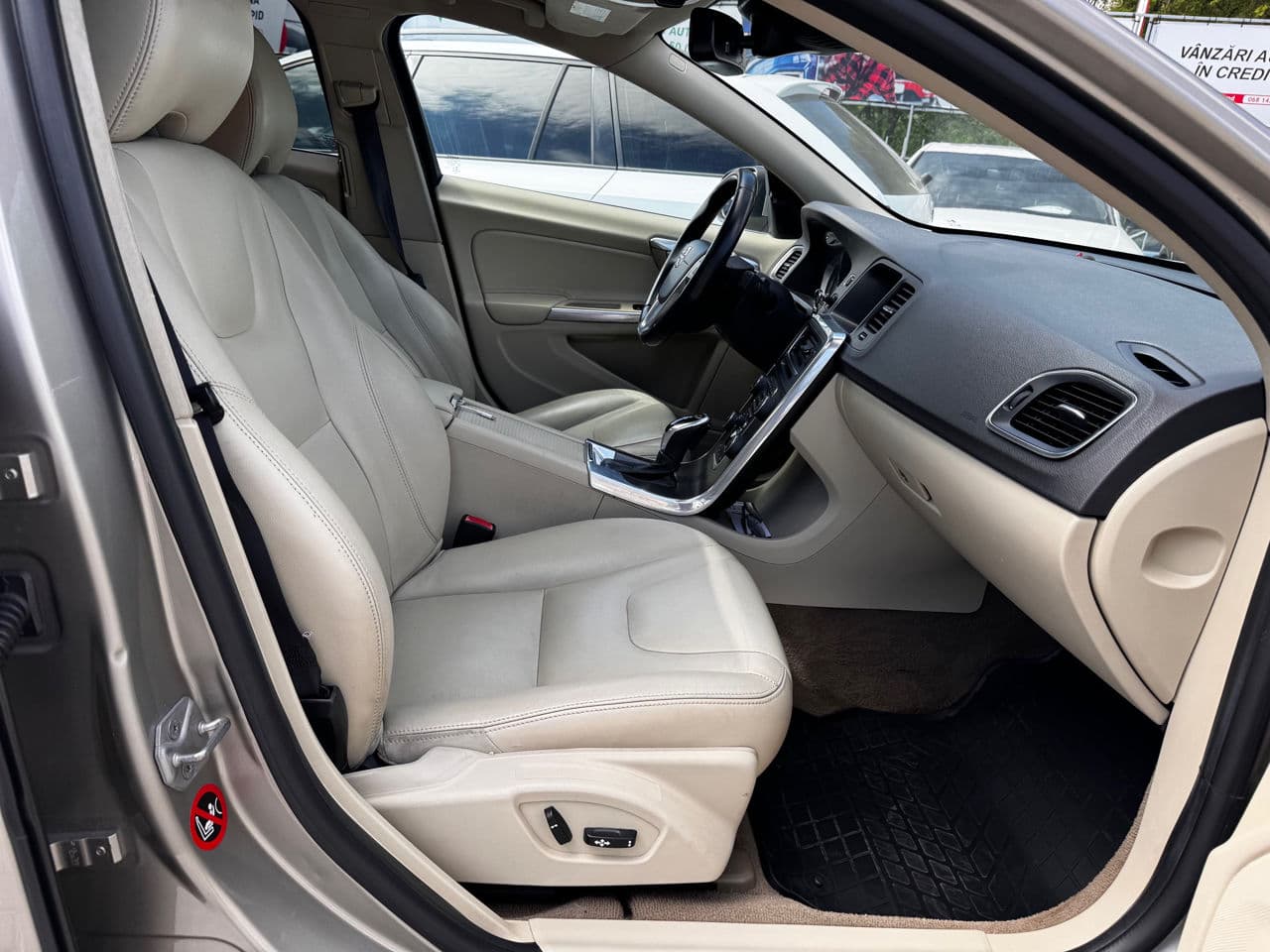 Volvo S 60 2014 — Миниатюра 5