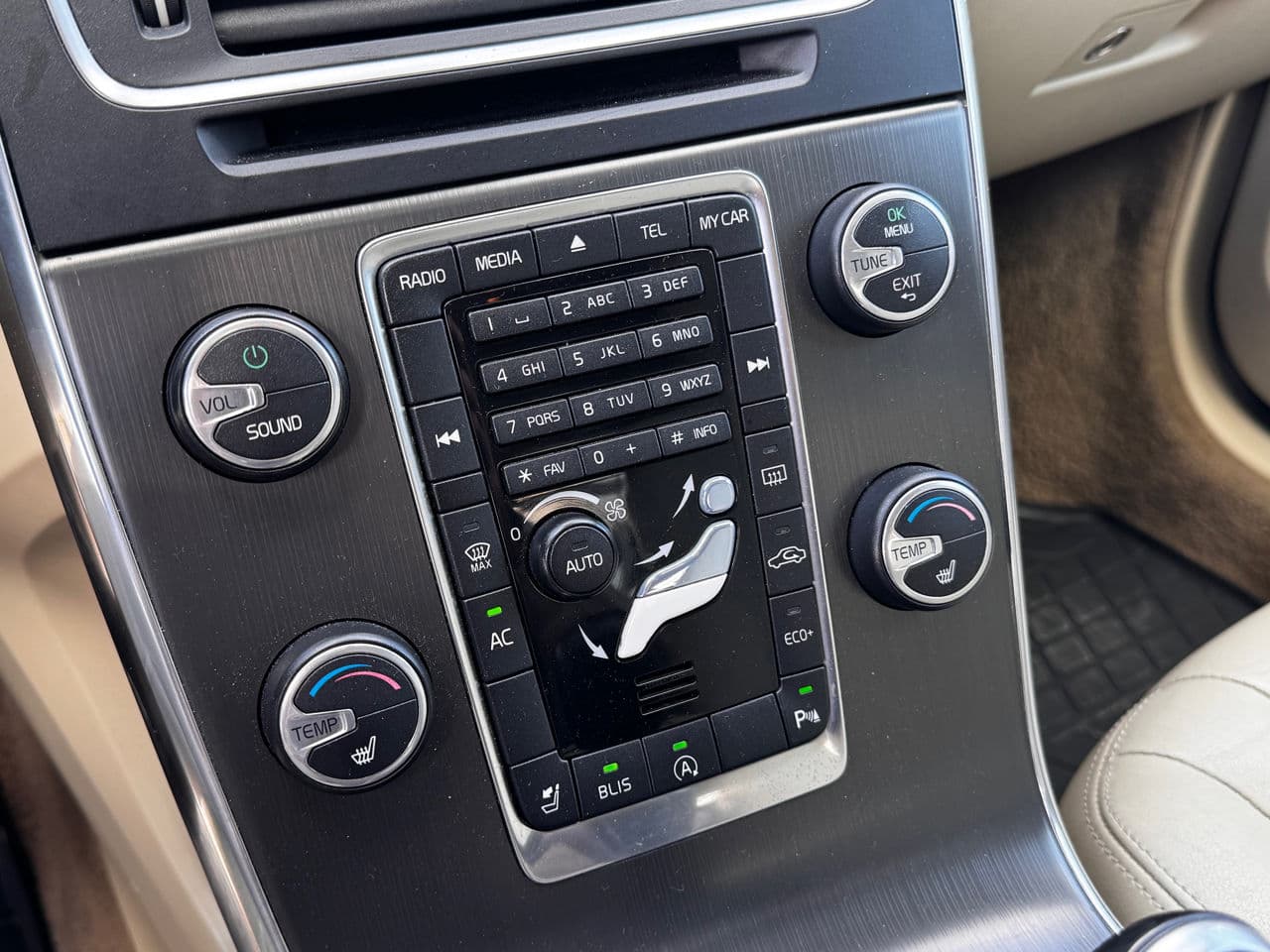 Volvo S 60 2014 — Миниатюра 10