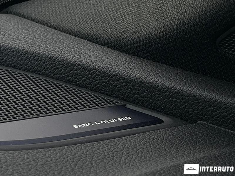 Audi A4 2019 — Миниатюра 16