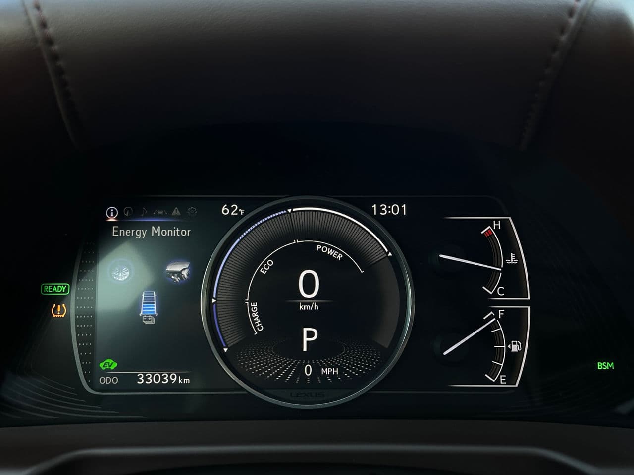 Lexus ES 300h 2018 — Миниатюра 11