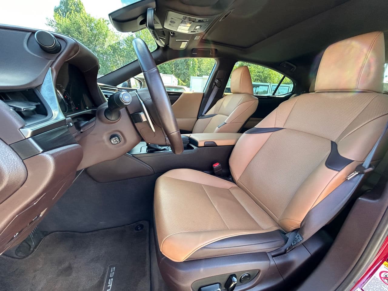 Lexus ES 300h 2018 — Миниатюра 5