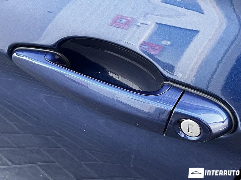 BMW 330E 2018 — Миниатюра 6
