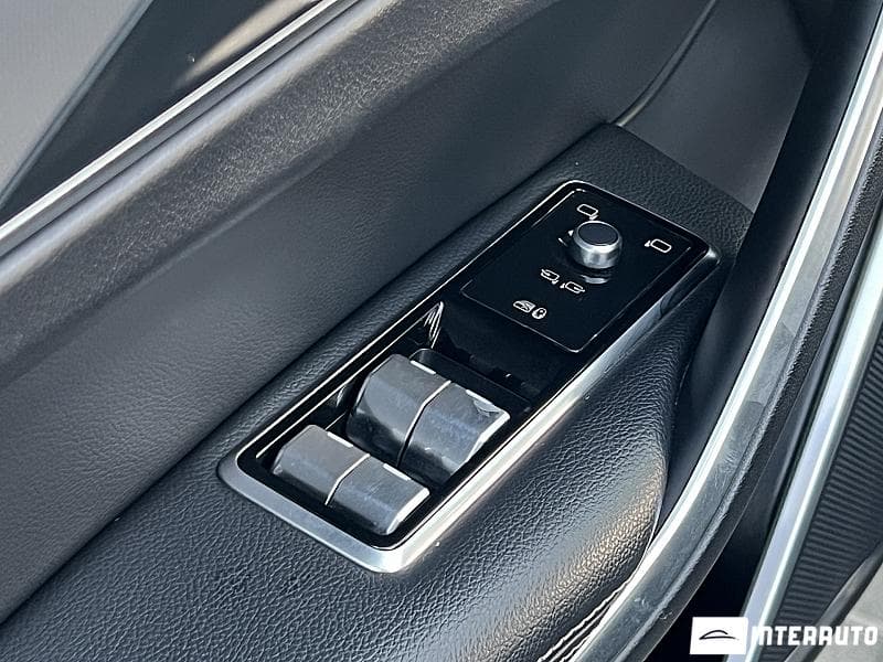 Jaguar F-Pace 2021 — Миниатюра 19