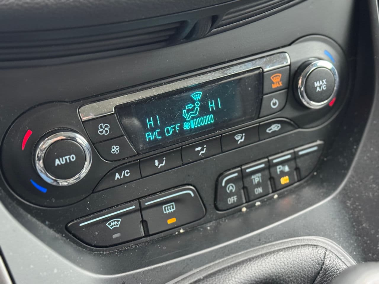 Ford Kuga 2016 — Миниатюра 11