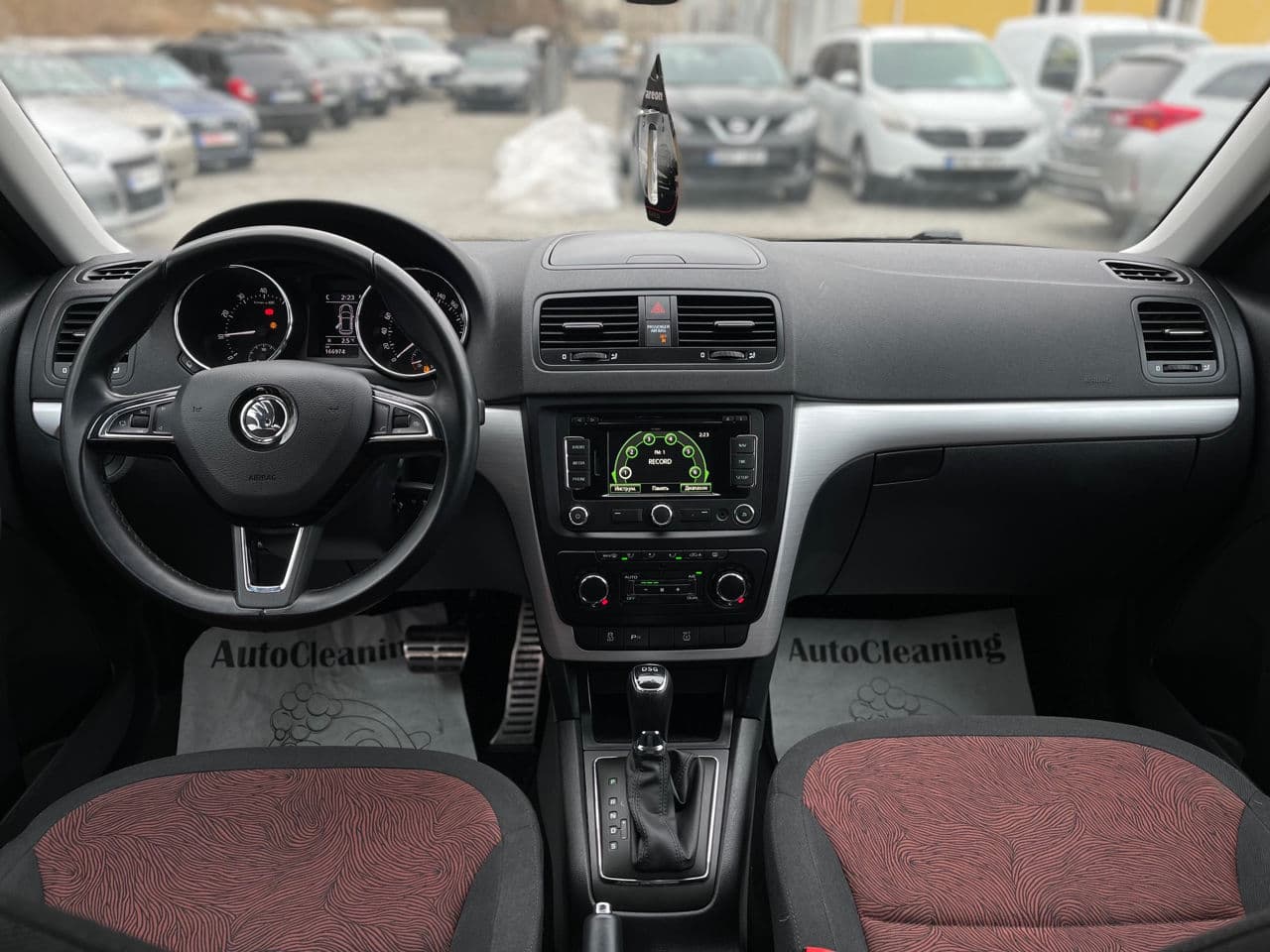 Skoda Yeti 2014 — Миниатюра 10