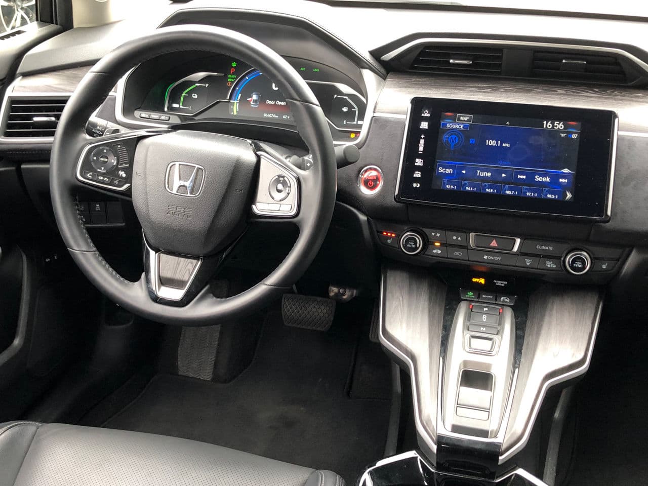 Honda Clarity 2017 — Миниатюра 11