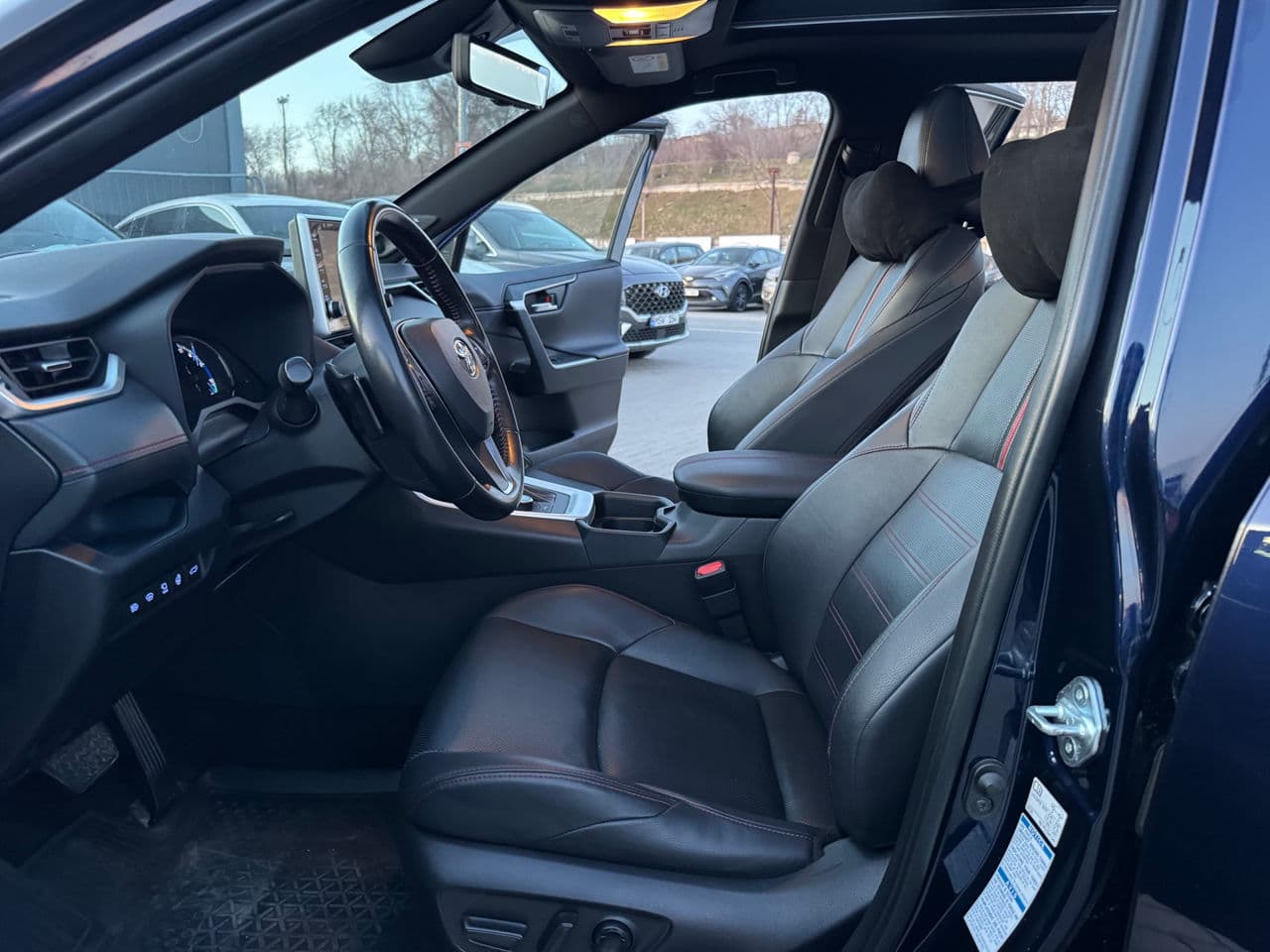Toyota Rav-4 2020 — Миниатюра 5