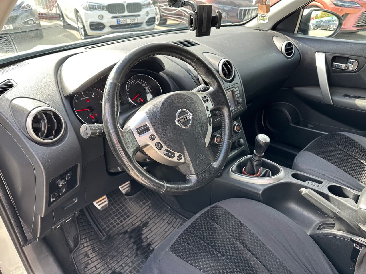 Nissan Qashqai 2012 — Миниатюра 6