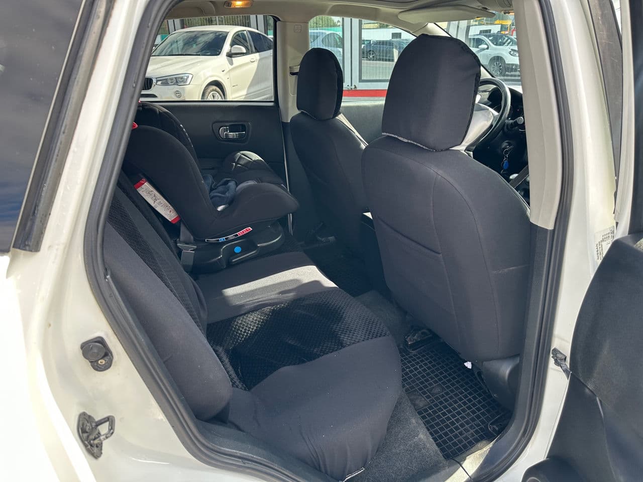 Nissan Qashqai 2012 — Миниатюра 17