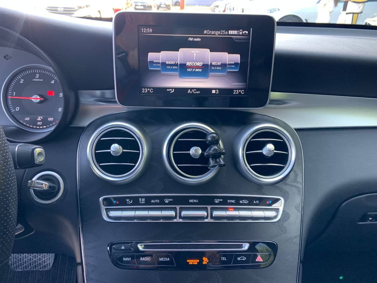 Mercedes GLC 250d 2019 — Миниатюра 9