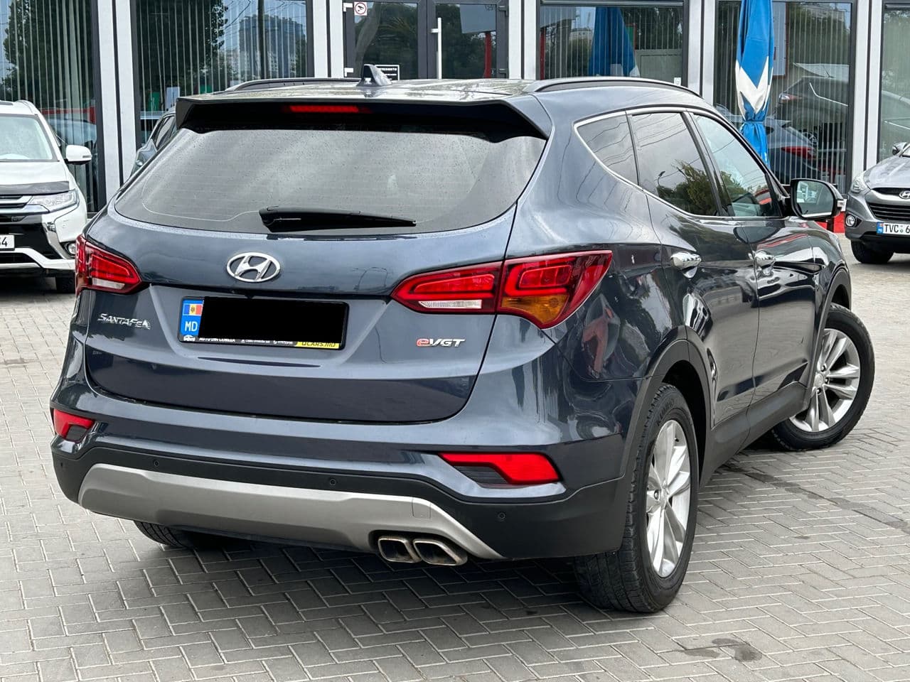 Hyundai Santa Fe 2016 — Миниатюра 3