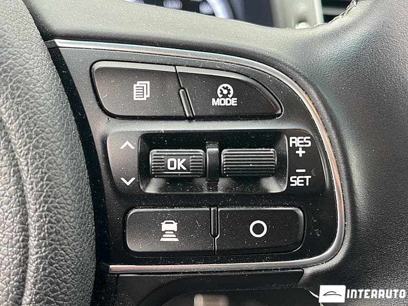 Kia Niro 2018 — Миниатюра 11