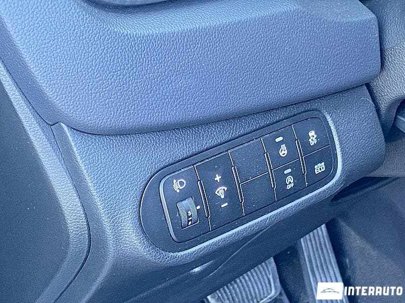 Kia Carens 2016 — Миниатюра 8