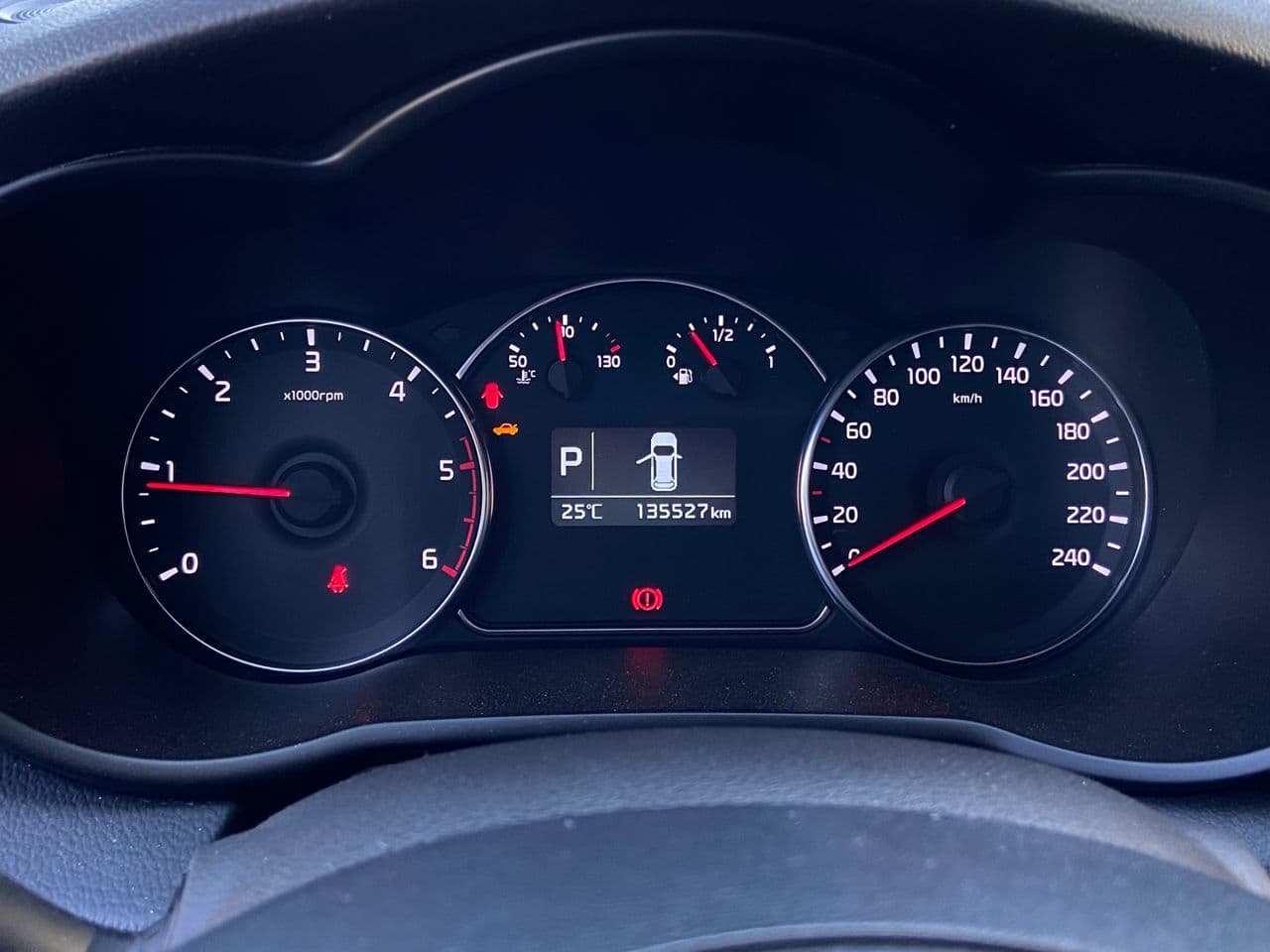 Kia Carens 2016 — Миниатюра 10
