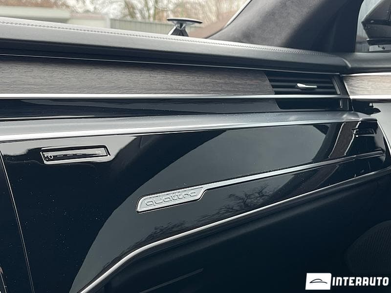 Audi A8 2018 — Миниатюра 17