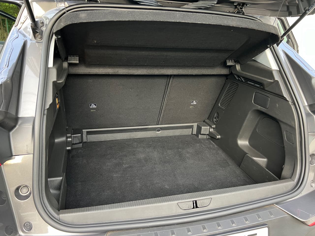 Opel Grandland X 2021 — Миниатюра 16