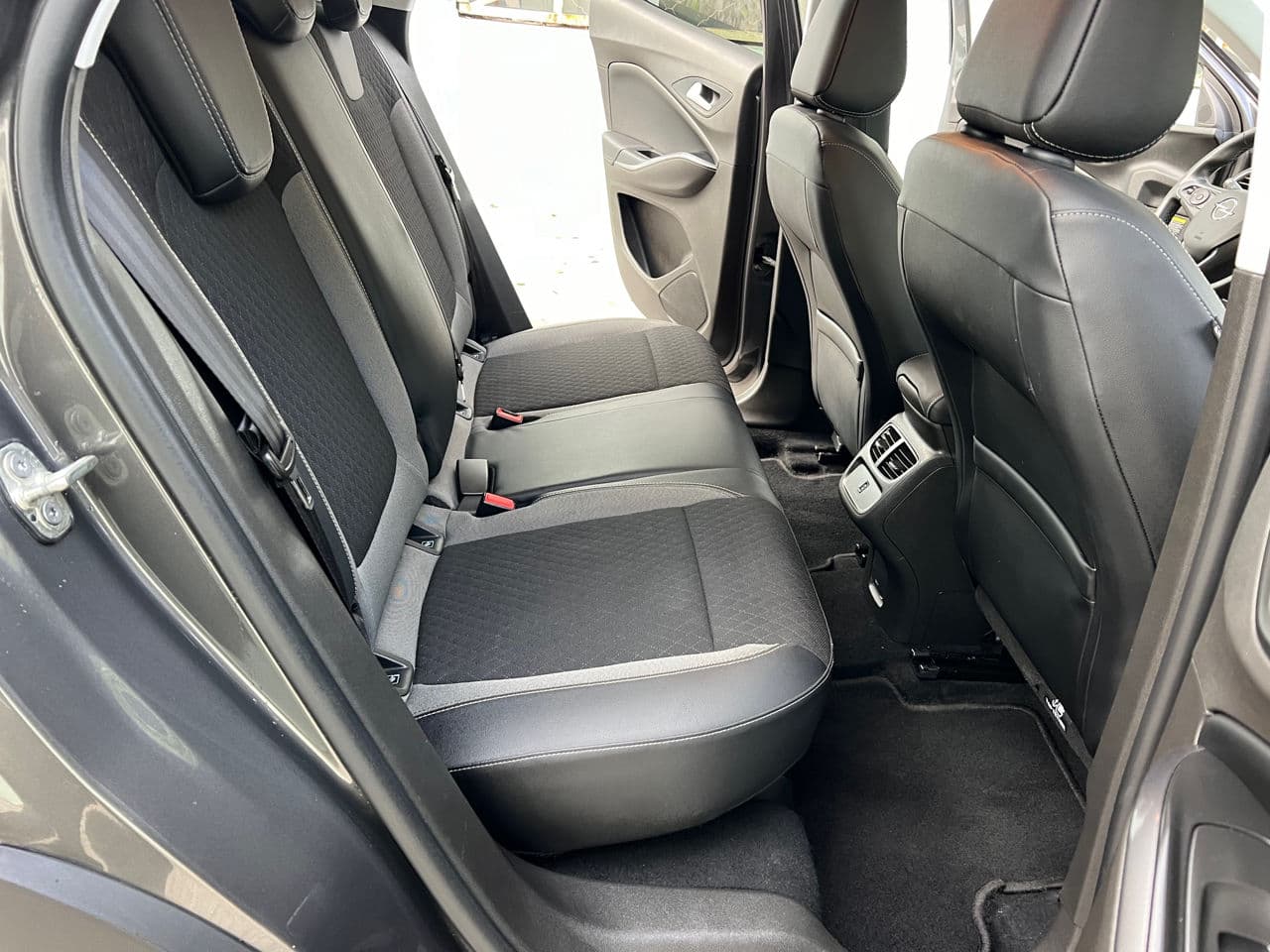 Opel Grandland X 2021 — Миниатюра 15