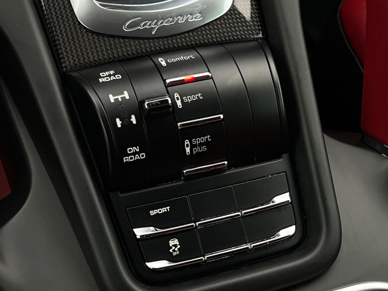 Porsche Cayenne 2015 — Миниатюра 13