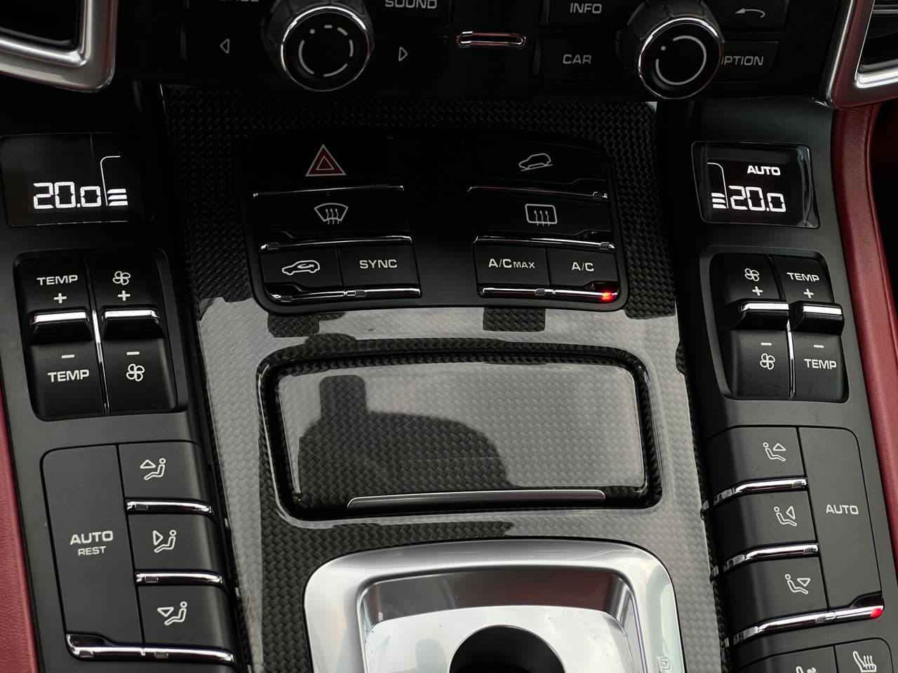 Porsche Cayenne 2015 — Миниатюра 11