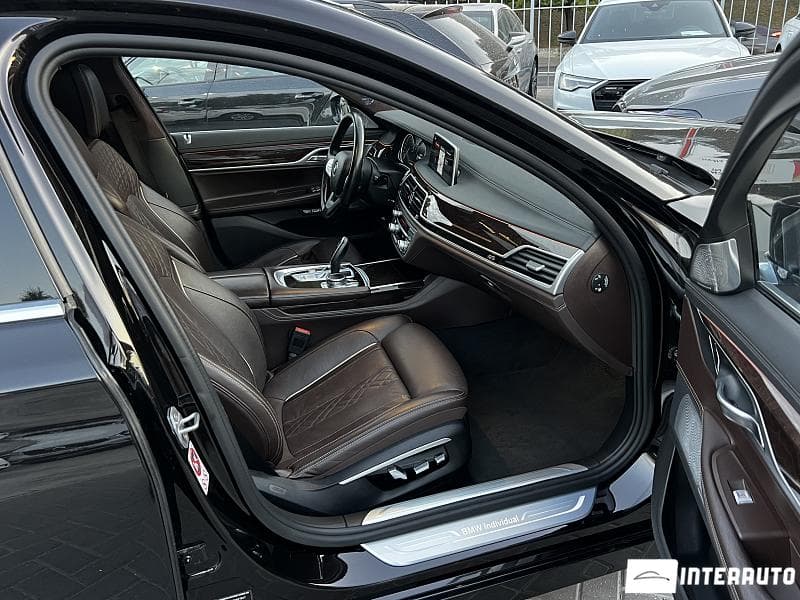 BMW 740 2016 — Миниатюра 9