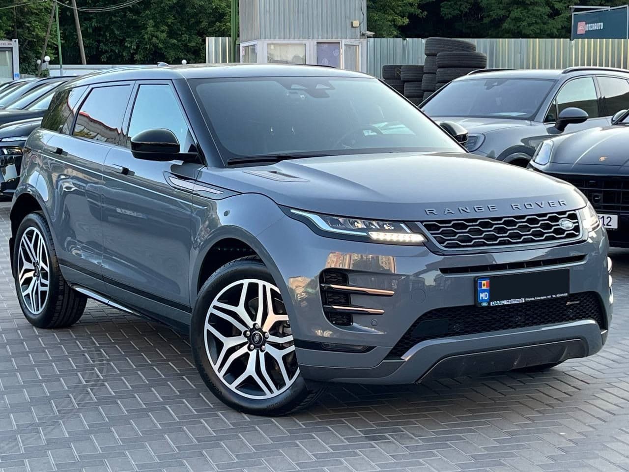 Land Rover Range Rover Evoque 2022 — Миниатюра 3