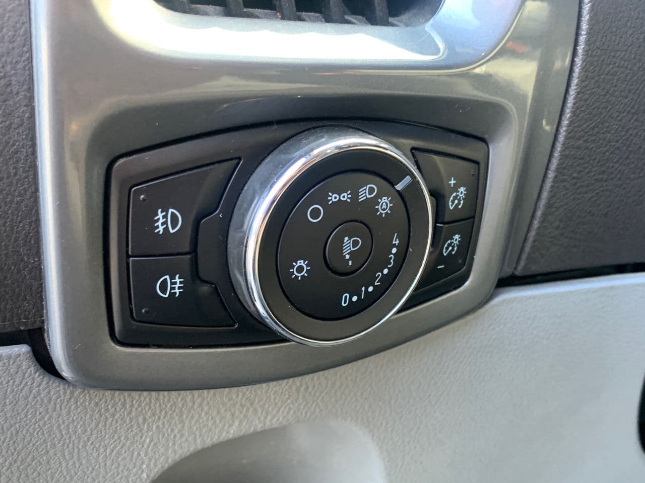 Ford Transit 2013 — Миниатюра 8
